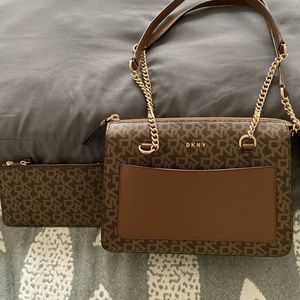 Brand new DKNY set